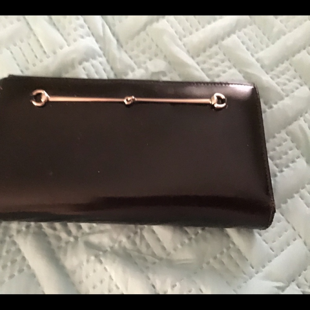 Gucci leather wallet